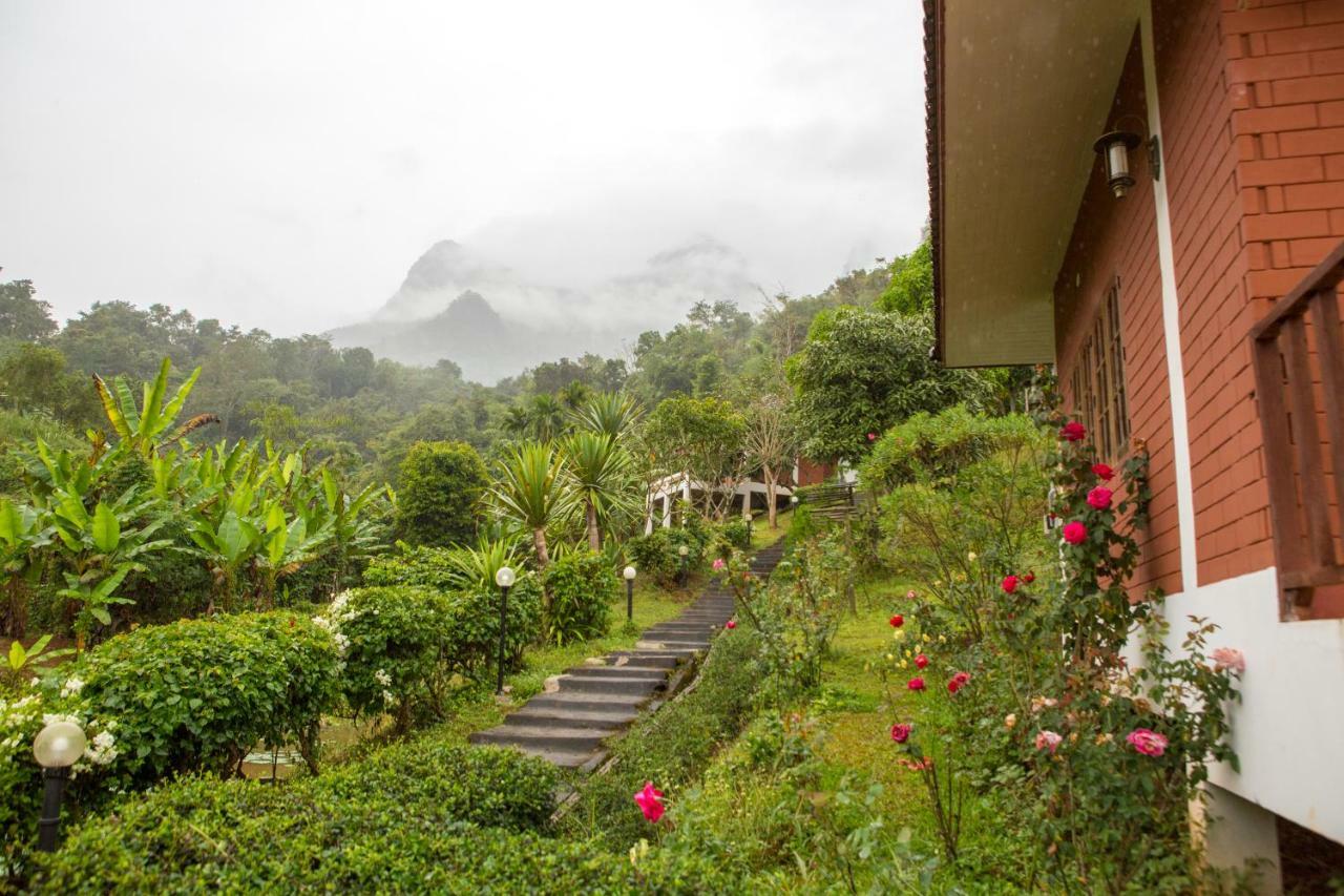 Saen Kam Resort Chiang Mai Buitenkant foto