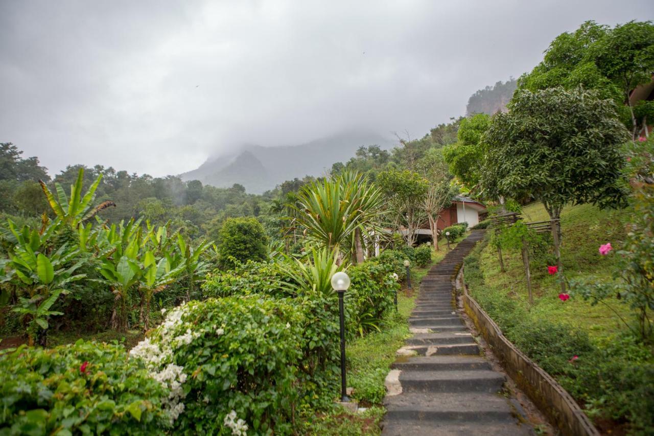 Saen Kam Resort Chiang Mai Buitenkant foto